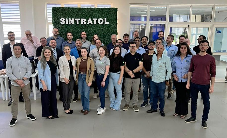 Governo do Estado prepara programa para descarbonização das frotas